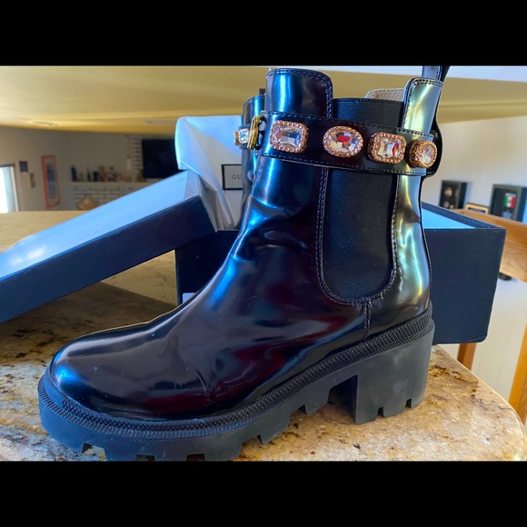 GG Brand Black Boot - Picture 4 of 5